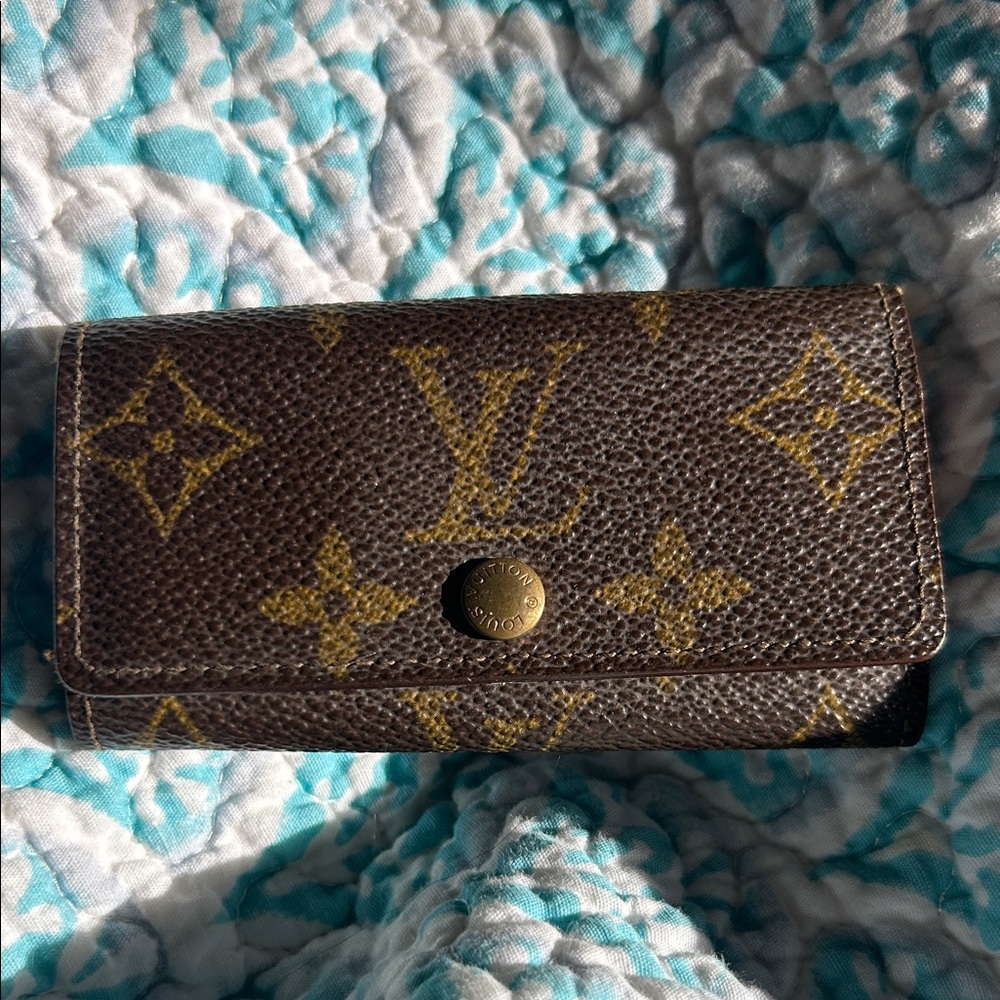 Louis Vuitton Tan Key Holder with Gold Hardware